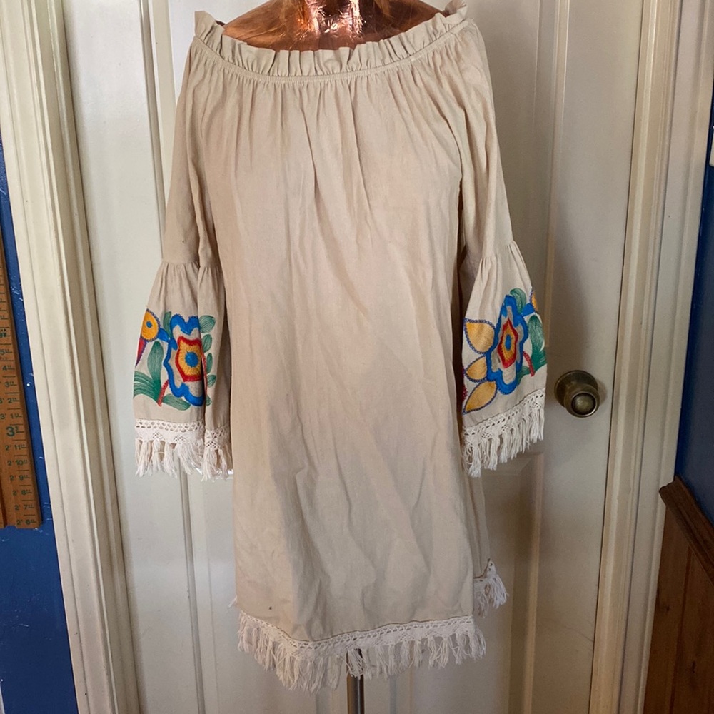 Off shoulder dress-size L